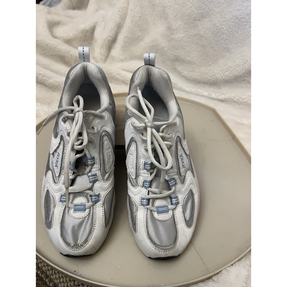 Ryka Solace Lo Women 8 White Gray Running Shoes Athletic Sneakers K2194W-WSQ